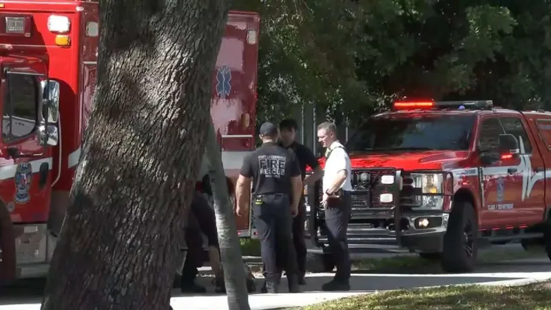 Pot on stove causes fire inside Fort Lauderdale apartment; no injuries reported