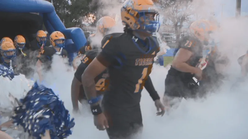 Friday Night Blitz: Rain and lightning shake up high school football