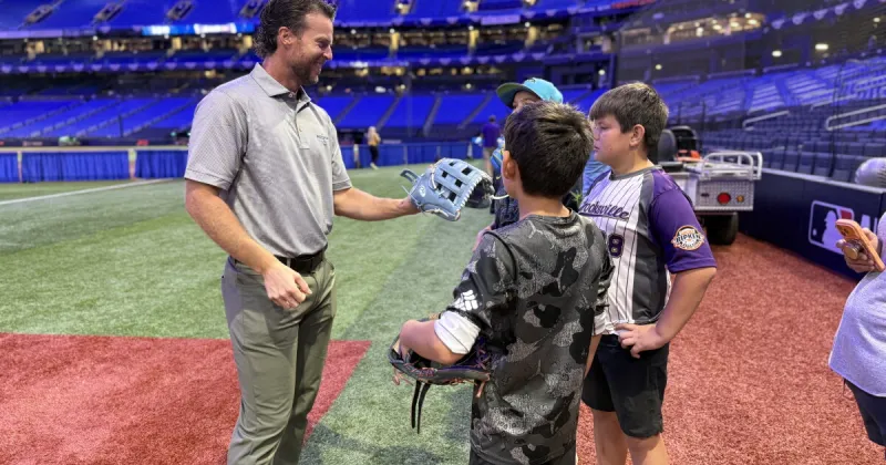 Rays fans make the most of postponed ALCS game during watch party at the Trop