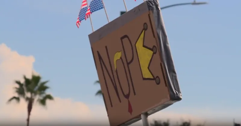 Palm Beach County 'No Kings' rally urges early voting