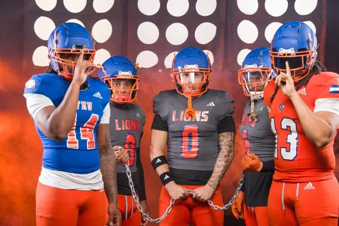 Lions' fourth quarter struggles result in 43-24 loss to Warner