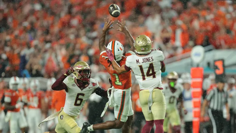 Malachi Toney adds another amazing catch to his already impressive highlight reel
