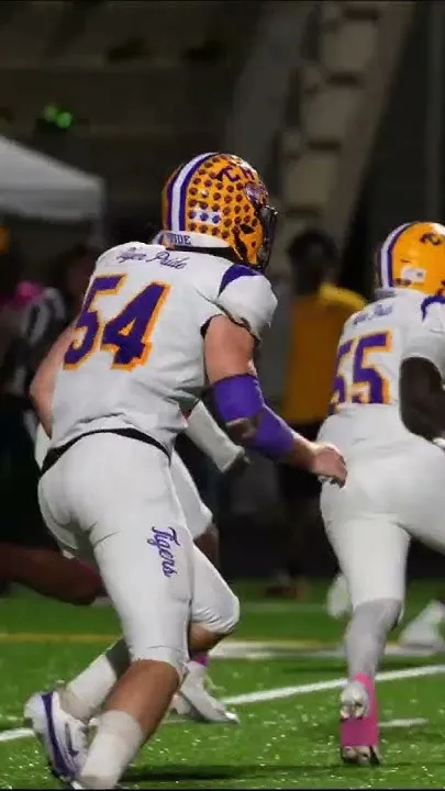 LEGENDARY TOUCHDOWNS (Video)