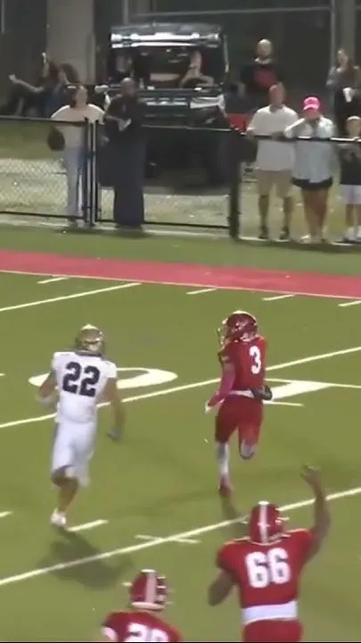 TORNADO WARNING! Bradford RB Drew Simmons turns on the jets and takes it TO THE HOUSE!  (Video)