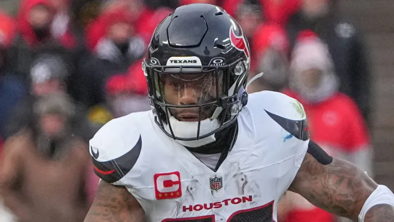 Dolphins aren't likely to find help from available free agents during their bye