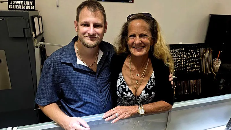 The New Jewelry Exchange Celebrates Grand Opening in Tamarac