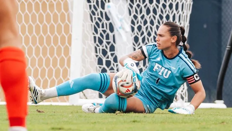 Women's Soccer Draws Against Western Kentucky on Sunday Afternoon