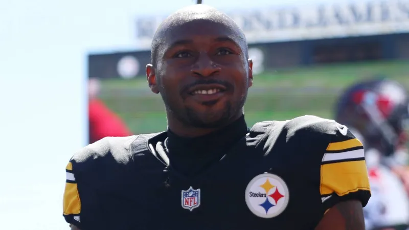 Steelers CB Jamel Dean just had a revenge game for the ages against the Buccaneers