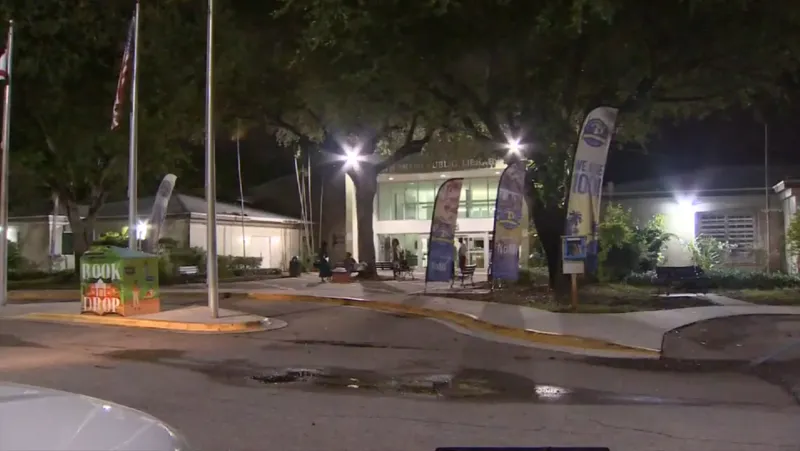 Early voting begins across South Florida with high-profile races on the ballot