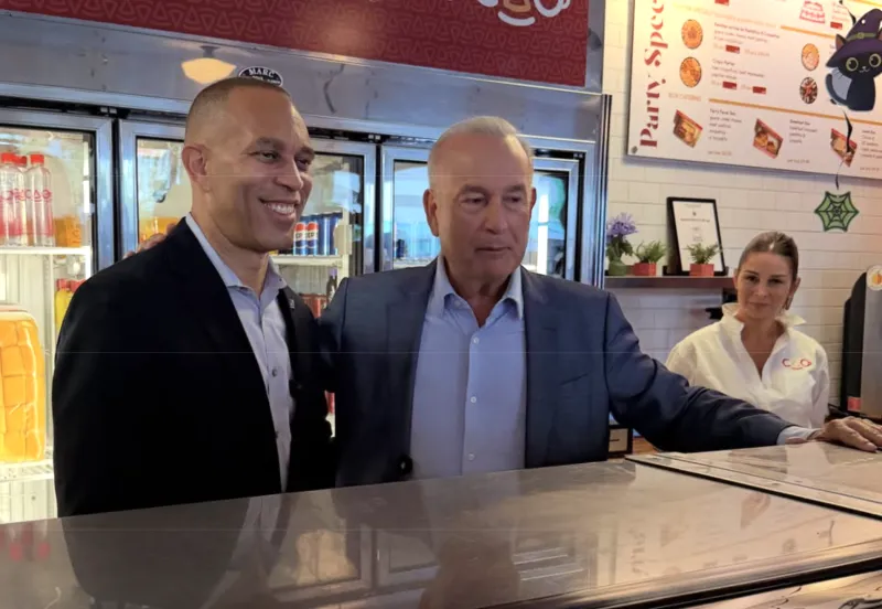 Miami Cuban bakery sparks outrage over Democratic candidate's visit