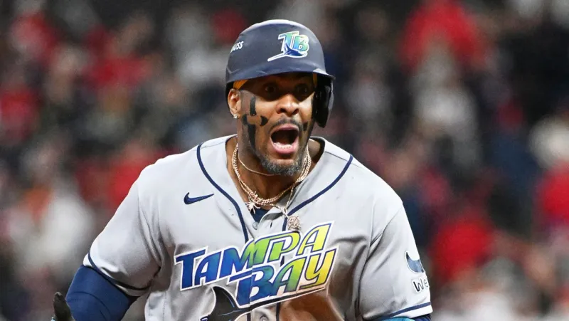 Yandy Daz's 3 hits spark Rays in Game 5 win over Guardians, raising postseason average to .314