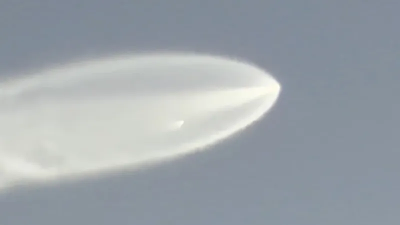 'Space jellyfish' glows above Florida coast after SpaceX's Bandwagon-5 launch