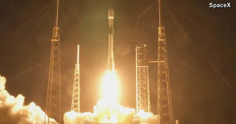 SpaceX rocket blasts off from Cape Canaveral, booster lands at sea