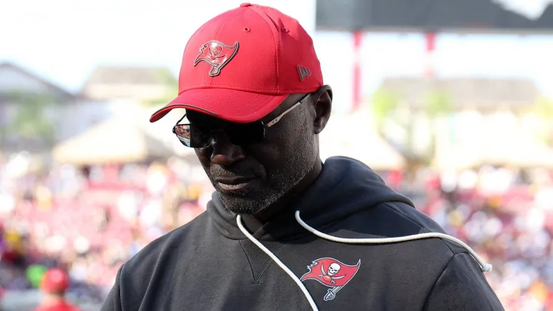 Buccaneers can only watch as their NFC South chances slip between their fingers