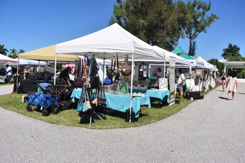 Anna Maria Community Farmers Market back in full swing