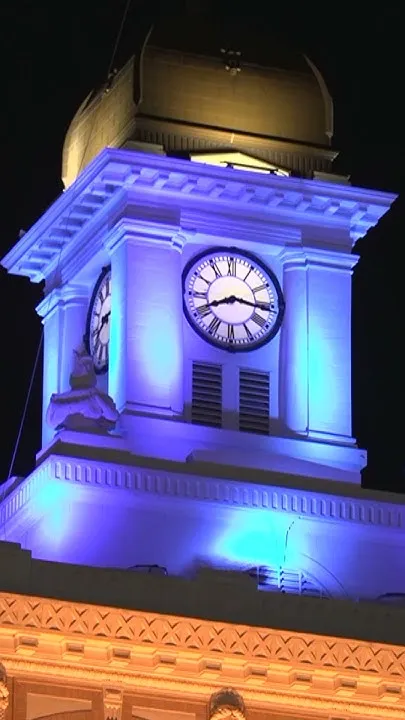 Tampa lights up for the Rays (Video)