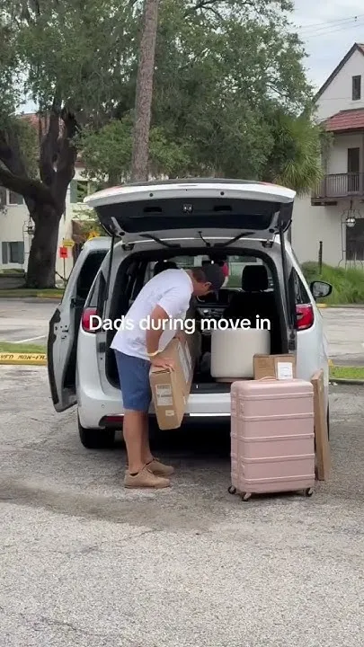 Flagler College Move-In Day 2026 | Dads Hard at Work (Video)