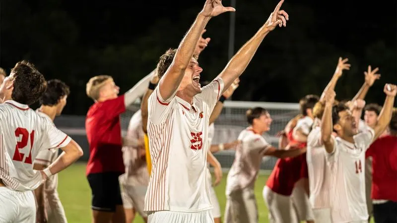 Saints Move to No. 16 in United Soccer Coaches National Poll