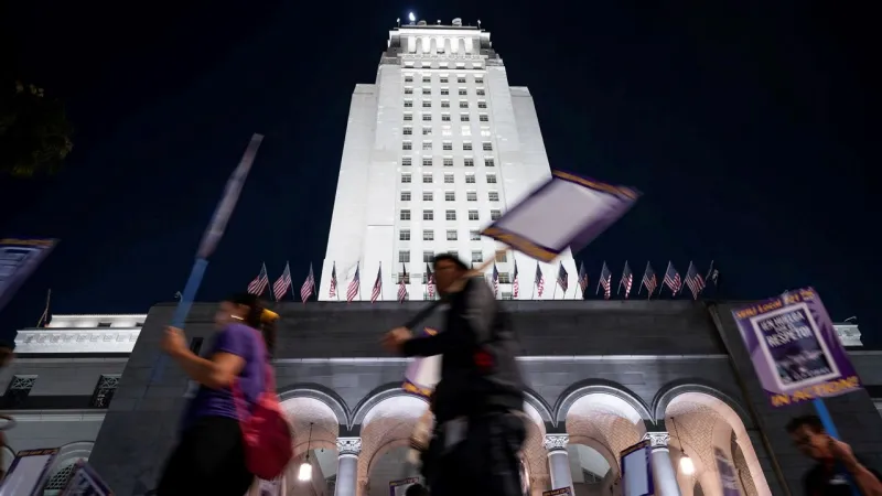 California state workers to strike, picket in downtown LA