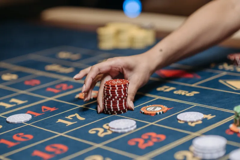 Orlando's Young Professionals Rediscover Game Night