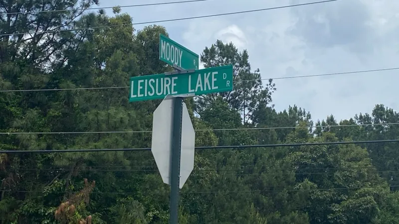 Man dead after fatal pedestrian crash along Moody Road in Warner Robins