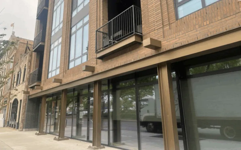 Private equity companies buy more apartment units
