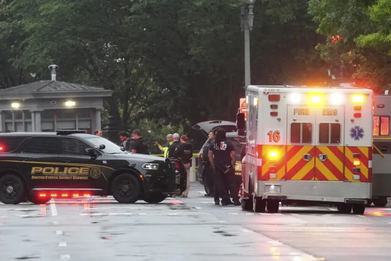 Law enforcement responding to reports of shots fired near White House