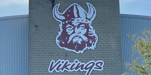 Lowndes Football Announces 2026 Season Ticket Renewals