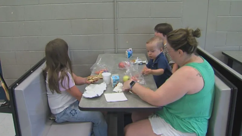 Houston County summer meals free for all kids 18 and under, no enrollment required