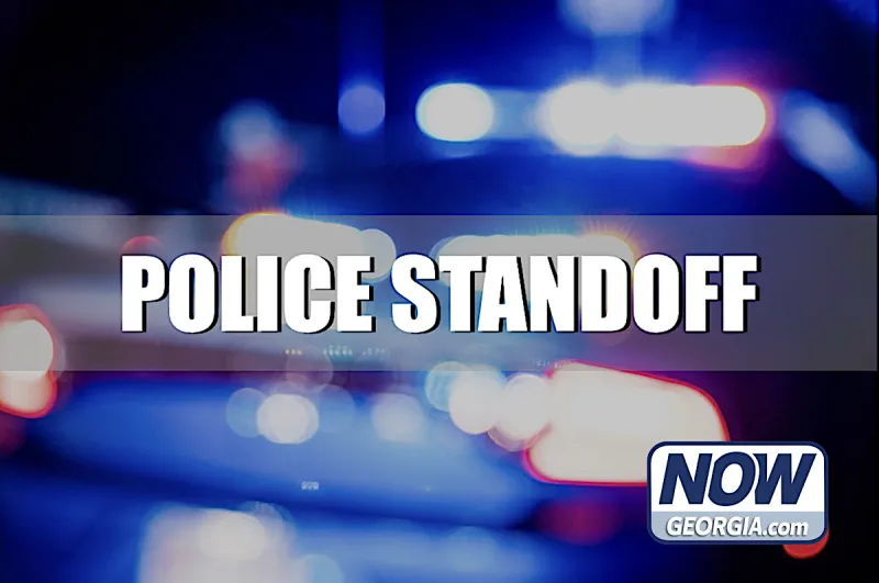 Brief standoff in Cleveland leads to murder suspect's arrest