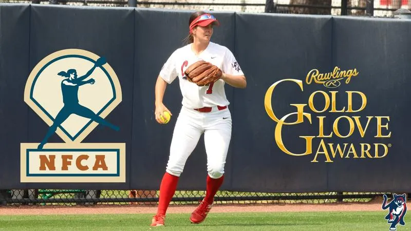 Anna Waites Recognized as Nation's Top Defensive Center Fielder