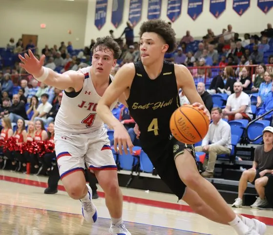 High school basketball: East Hall's Langston picks up scholarship offer from Tennessee