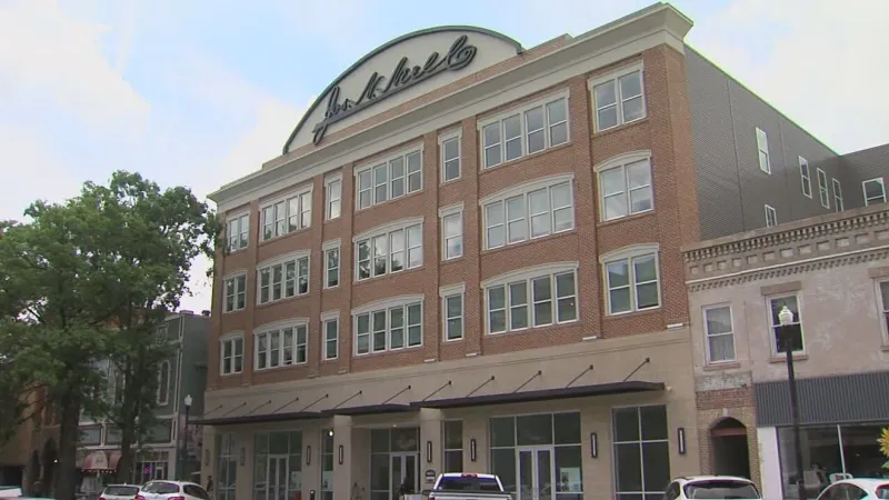 Neel's Lofts opens in downtown Macon with ribbon cutting at 462 Cherry Street