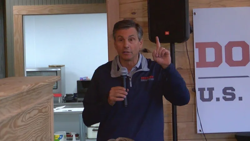 Kemp backs Dooley in GOP Senate runoff, touting term limits and anti-shutdown pledge
