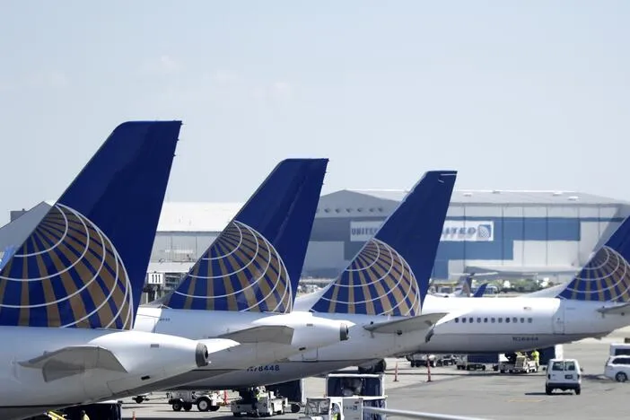 United Airlines flight to Spain pulls U-turn, apparently over Bluetooth device name
