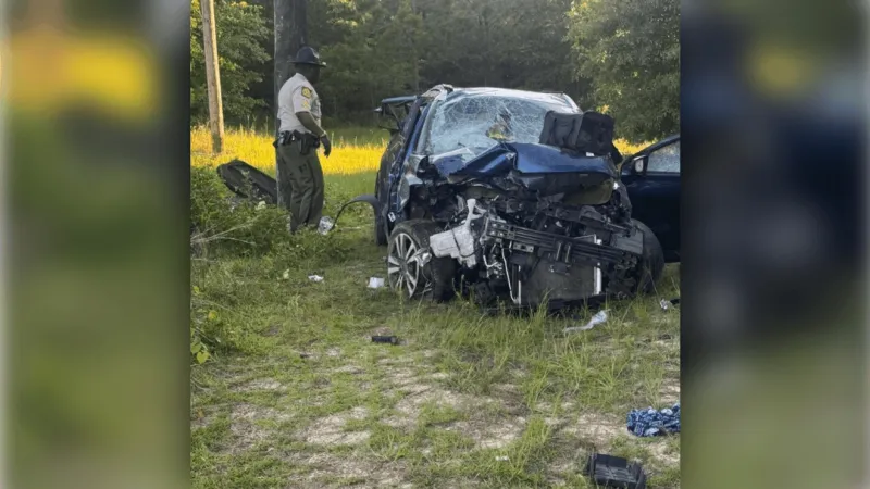 Driver dead, passenger airlifted after crash on I-75 in Crisp County