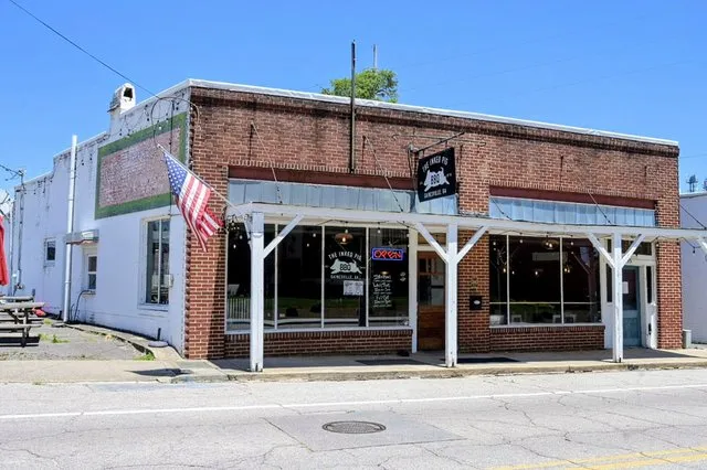 The Inked Pig is closing, but its flavors live on at 'upscale sports bar' two blocks away