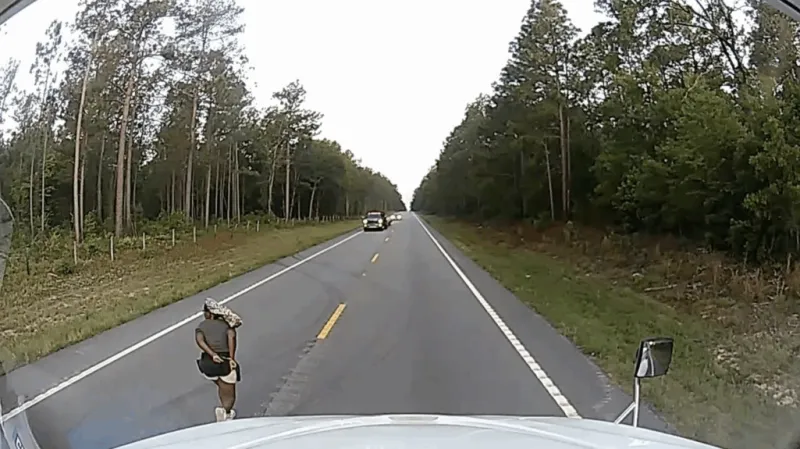 Video shows moment truck-driving preacher helps thwart alleged kidnapping in South Carolina