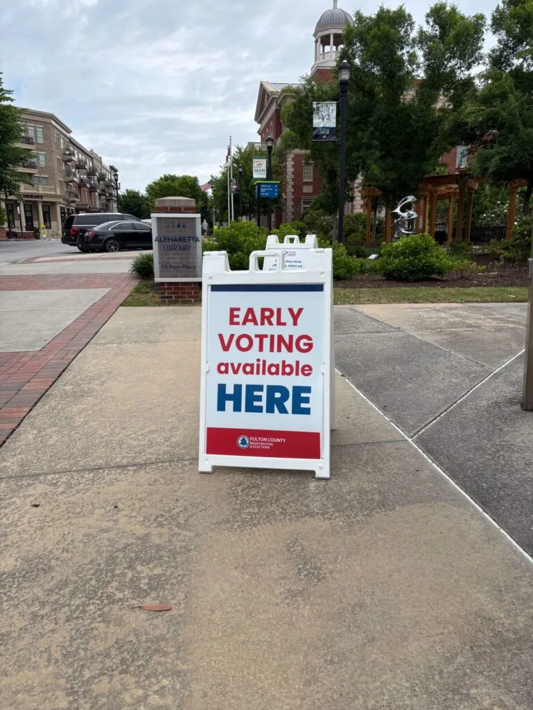Early voting begins for Georgia primary runoff election
