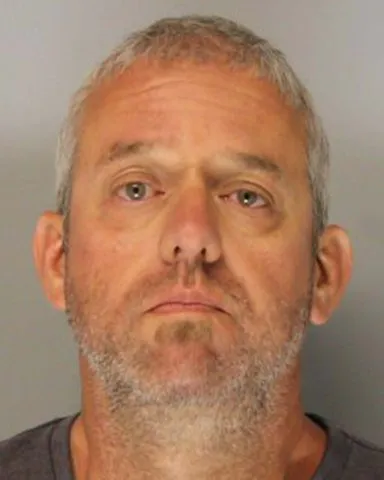 Forsyth man accused of stealing more than $450,000 from Oakwood employer; faces over 800 new charges