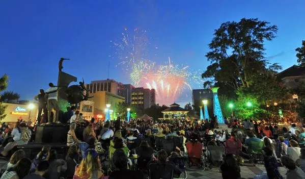 Decatur's July 4th celebration: sign up now for the walking parade