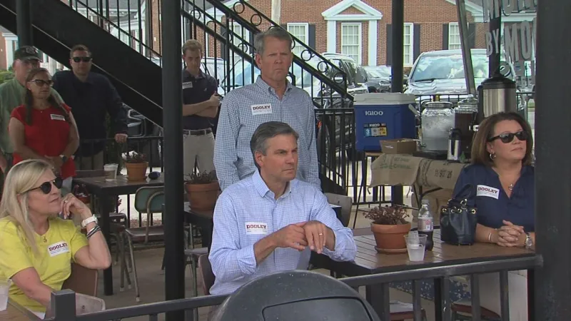 Dooley campaigns with Kemp in Middle Georgia as lawmakers allege 'pay-to-play politics'