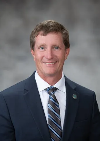 Gainesville mayor pushes back on commissioners' comments regarding courthouse parking deck