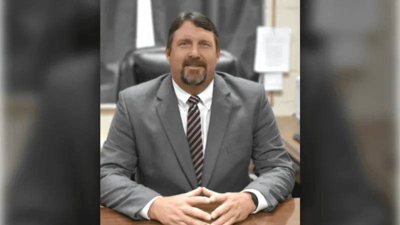 Butts County Schools mourns death of 'beloved' Superintendent Brent Lowe