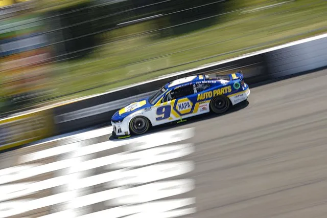 NASCAR: Denny Hamlin captures third consecutive win of the season at Pocono