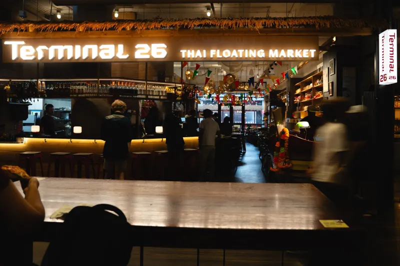 Atlanta Restaurant Roundup: Juici Patties expands to GA, first women's sports bar opens