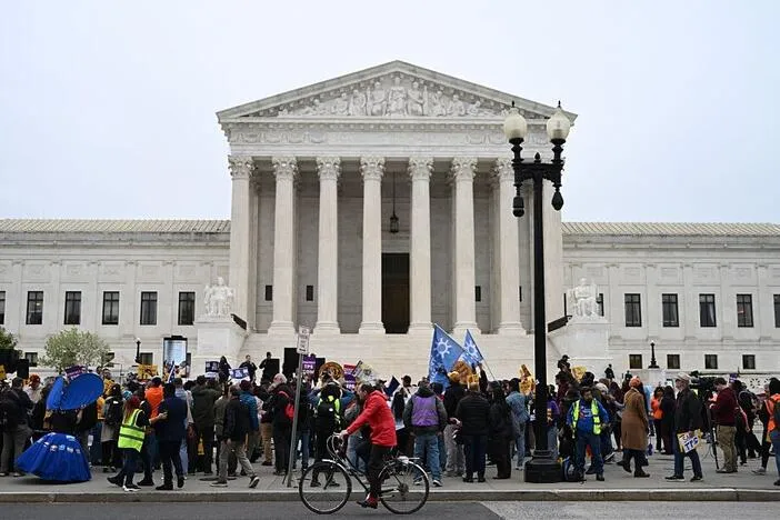 Haitian immigrants ask Supreme Court to toss case in light of new evidence