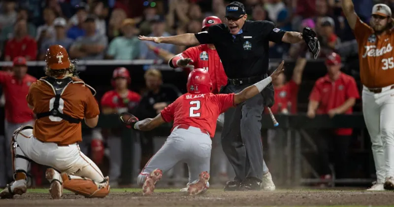 Georgia baseball wins low-scoring thriller with Texas, keep title dreams alive