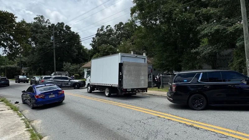DEVELOPING | 'Domestic disturbance' causes large police presence along Edna Place in Macon