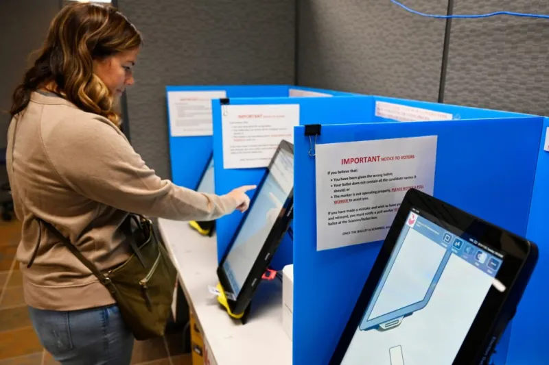 Georgia's QR codes for counting votes likely to remain for midterms as lawmakers delay action